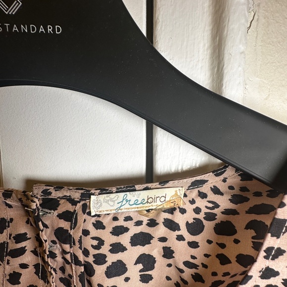 Light pattered dress - Picture 2 of 2